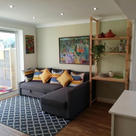 Spacious Townhouse With Sea Views Near Cardiff Barry Buitenkant foto